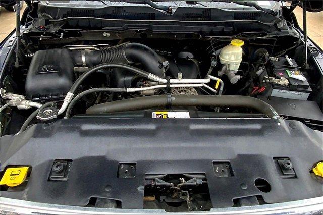 2017 Ram 1500 Vehicle Photo in TOPEKA, KS 66609-0000