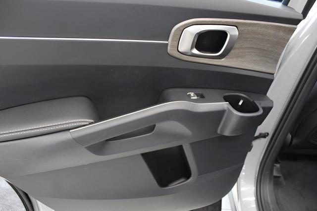 2023 Kia Sorento Vehicle Photo in Green Bay, WI 54304