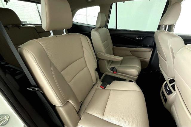 2017 Honda Pilot Vehicle Photo in Grapevine, TX 76051