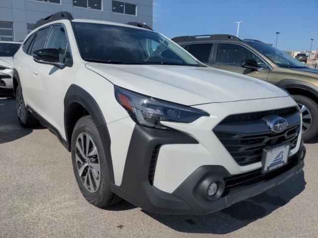 2025 Subaru Outback Vehicle Photo in Green Bay, WI 54304
