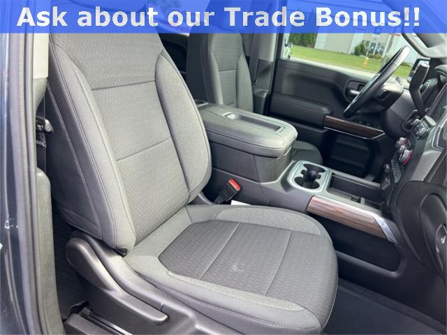 2021 Chevrolet Silverado 1500 Vehicle Photo in GREEN BAY, WI 54304-5303