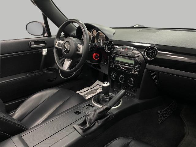 2008 Mazda MX-5 Miata Vehicle Photo in Appleton, WI 54913
