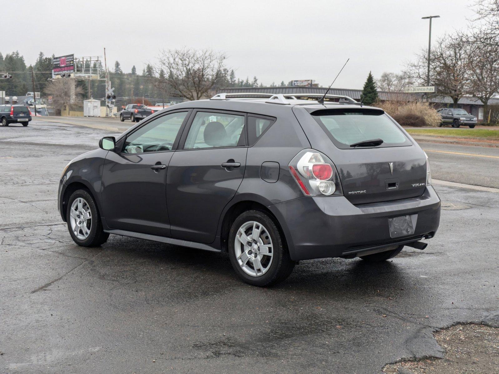 2010 Pontiac Vibe Vehicle Photo in Spokane Valley, WA 99206