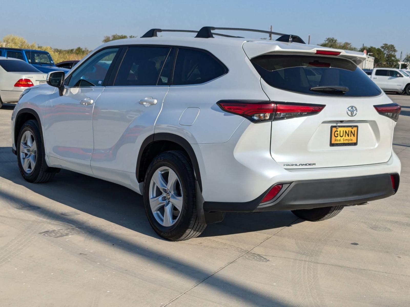 2023 Toyota Highlander Vehicle Photo in Seguin, TX 78155