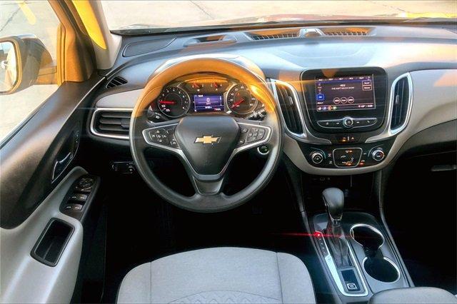 2022 Chevrolet Equinox Vehicle Photo in TOPEKA, KS 66609-0000