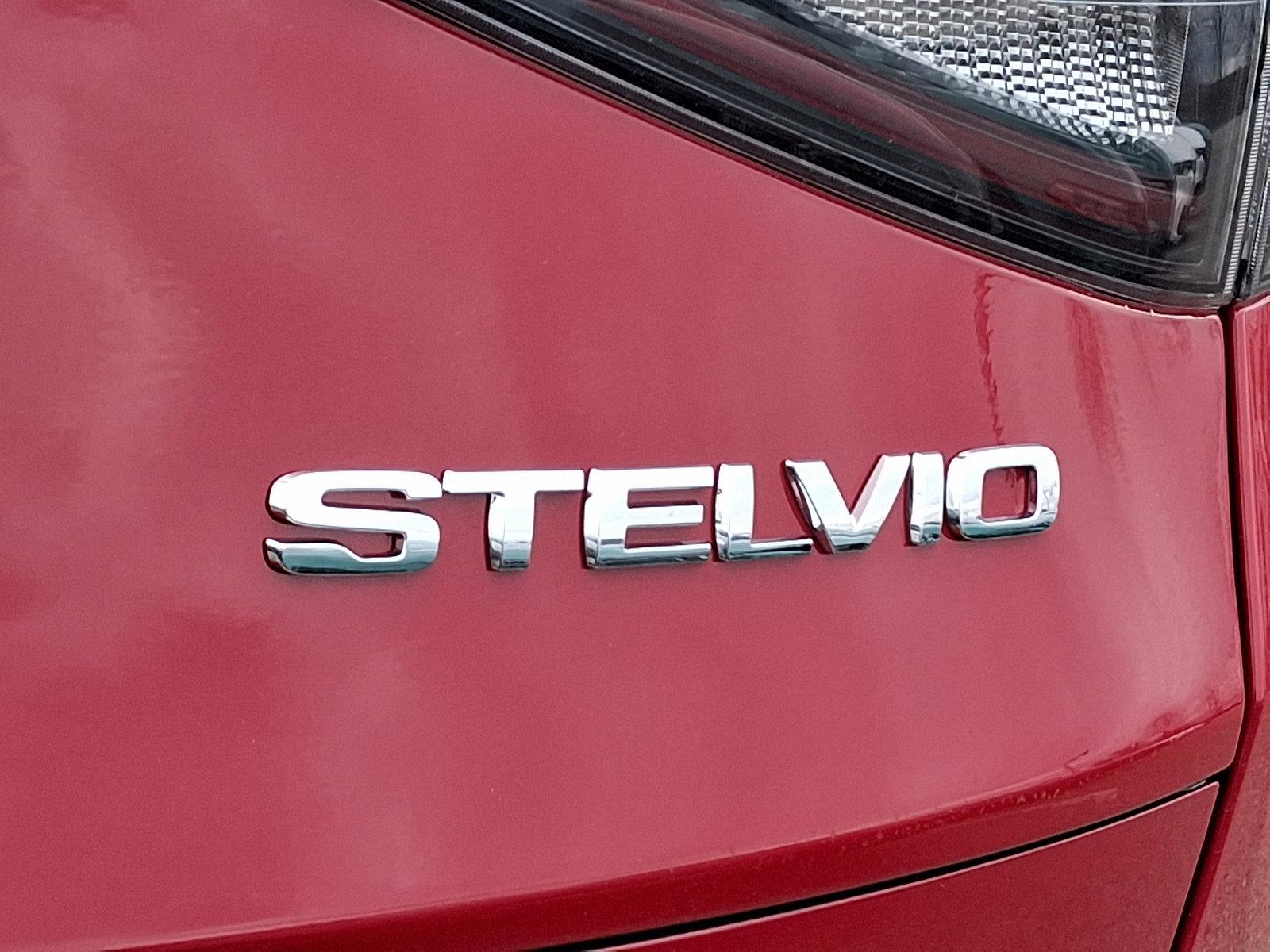2025 Alfa Romeo Stelvio Vehicle Photo in Willow Grove, PA 19090