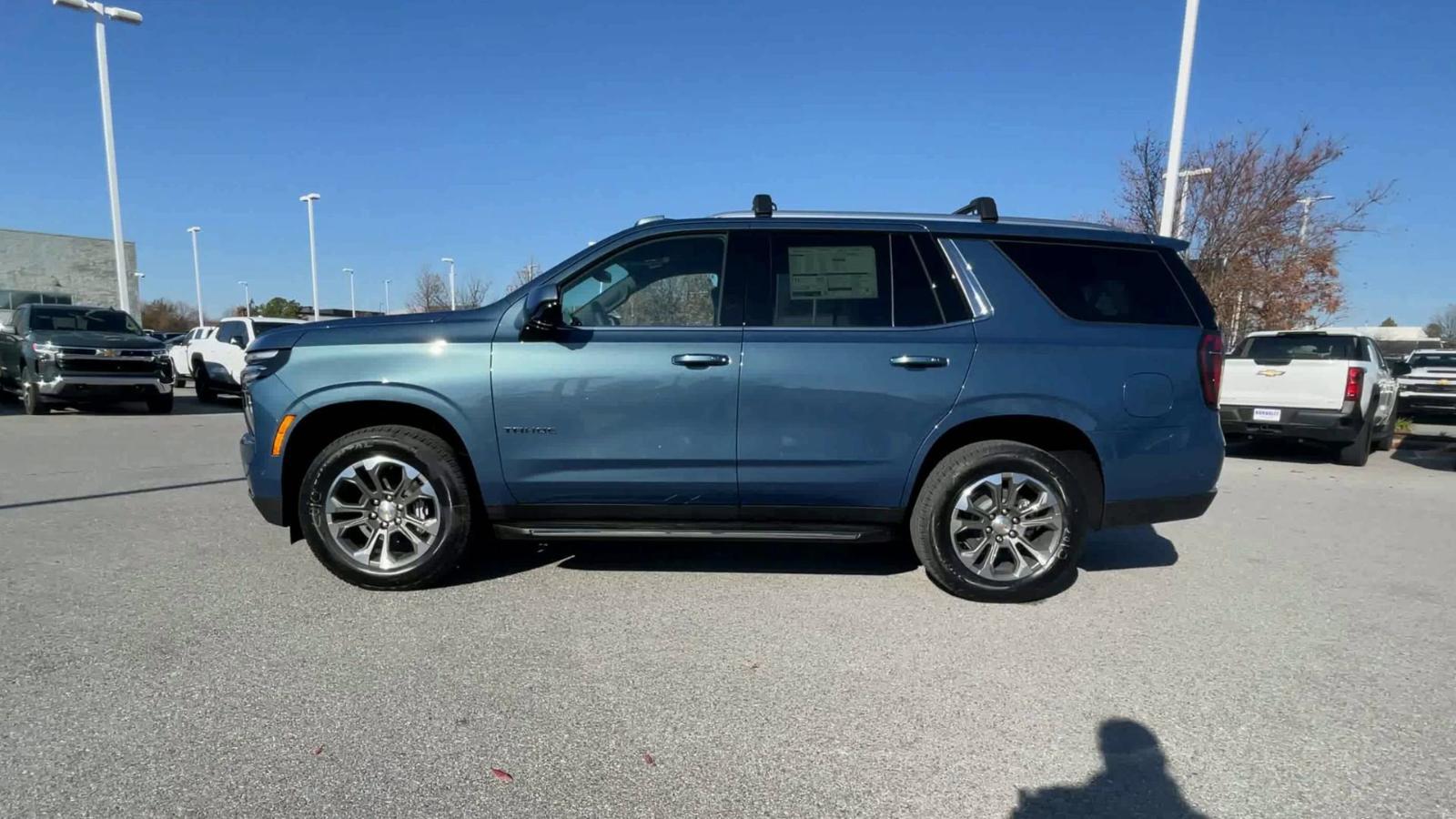 2025 Chevrolet Tahoe Vehicle Photo in BENTONVILLE, AR 72712-4322