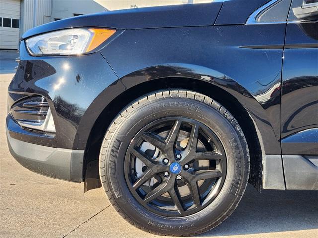 2021 Ford Edge Vehicle Photo in GAINESVILLE, TX 76240-2013