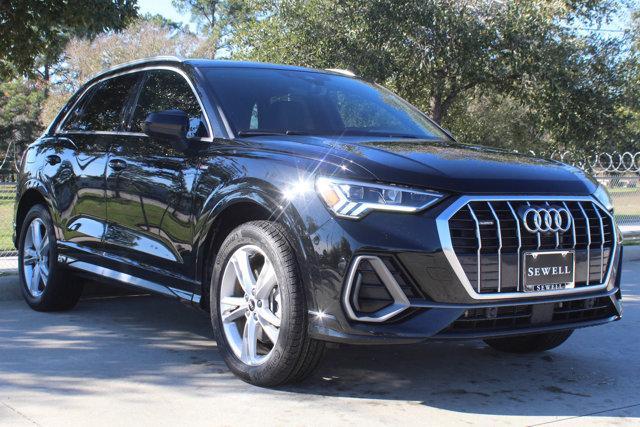 2022 Audi Q3 Vehicle Photo in HOUSTON, TX 77090