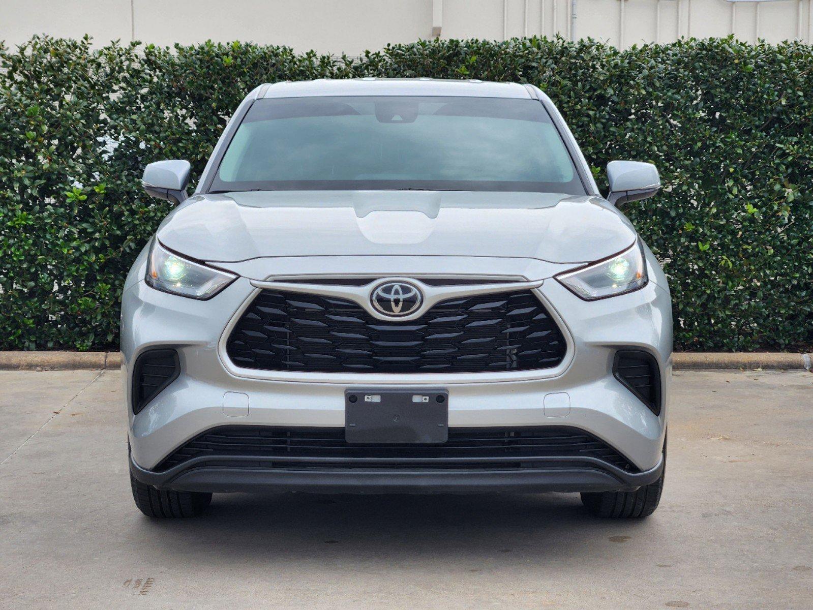 2023 Toyota Highlander Vehicle Photo in HOUSTON, TX 77079