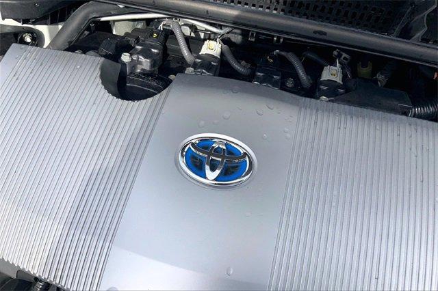 2017 Toyota Prius Vehicle Photo in INDEPENDENCE, MO 64055-1377