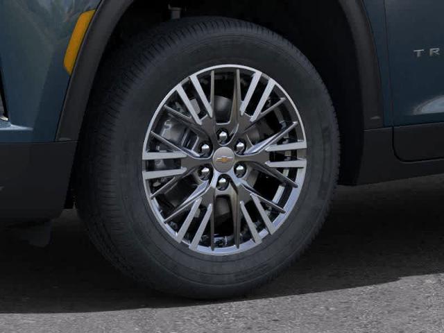 2025 Chevrolet Traverse Vehicle Photo in MOON TOWNSHIP, PA 15108-2571