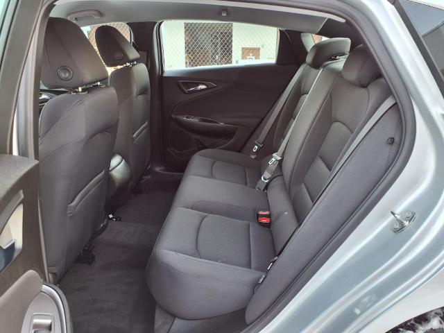 2022 Chevrolet Malibu Vehicle Photo in TARENTUM, PA 15084-1435