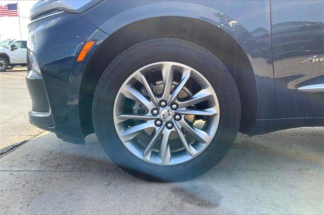 2024 Buick Enclave Vehicle Photo in TOPEKA, KS 66609-0000