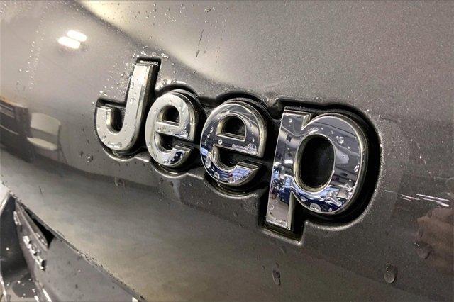2021 Jeep Grand Cherokee L Vehicle Photo in KANSAS CITY, MO 64114-4502