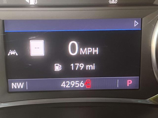 2022 Chevrolet Traverse Vehicle Photo in Roslyn, NY 11576