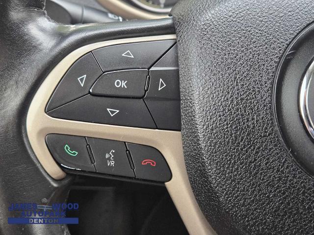 2016 Jeep Cherokee Vehicle Photo in DENTON, TX 76210-9321