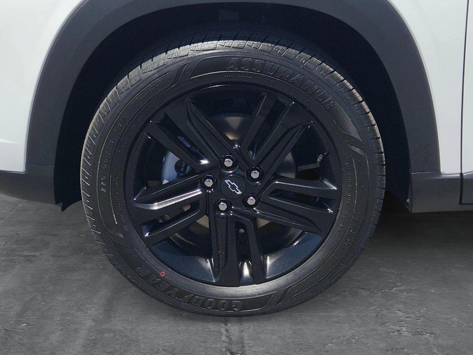 2025 Chevrolet Trax Vehicle Photo in GILBERT, AZ 85297-0446