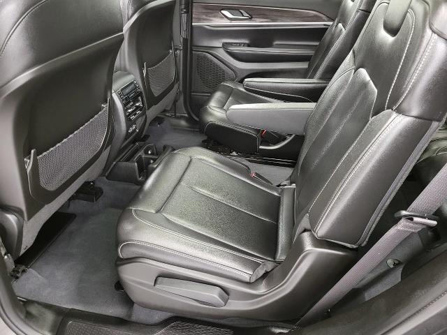 2023 Jeep Grand Cherokee L Vehicle Photo in MADISON, WI 53713-3220