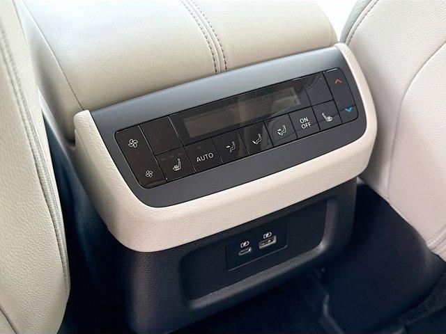 2025 Nissan Pathfinder Vehicle Photo in Flemington, NJ 08822