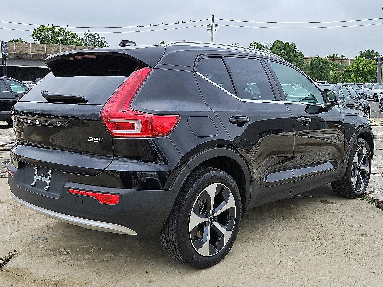 2025 Volvo XC40 Vehicle Photo in Trevose, PA 19053