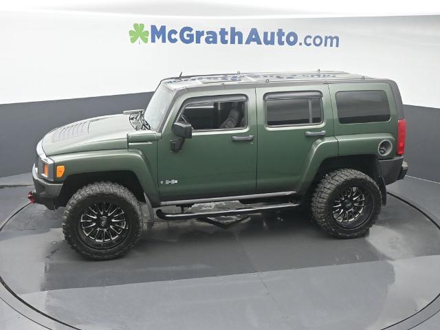 2006 HUMMER H3 Vehicle Photo in Cedar Rapids, IA 52402
