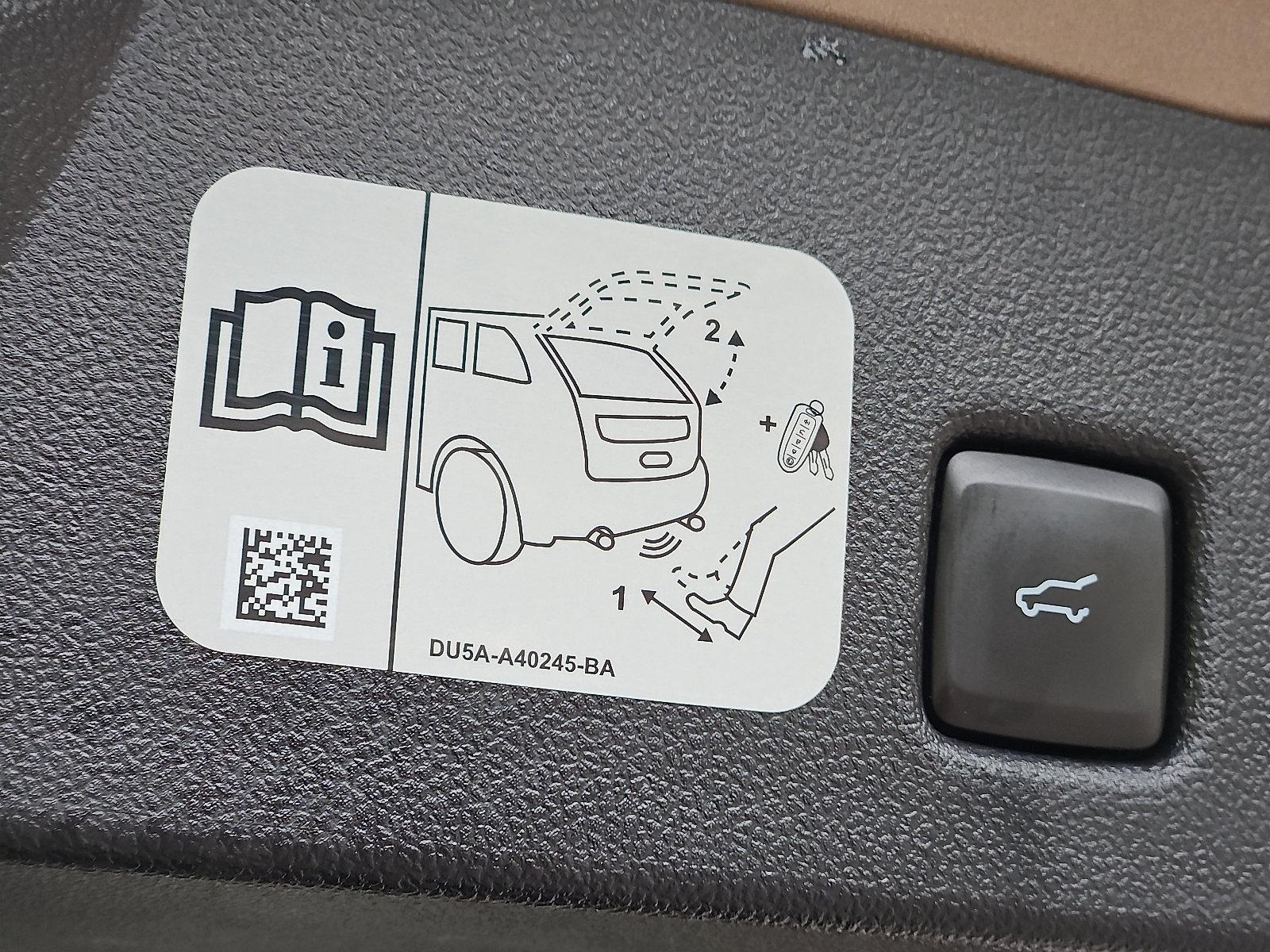 2020 Ford Escape Vehicle Photo in Jenkintown, PA 19046