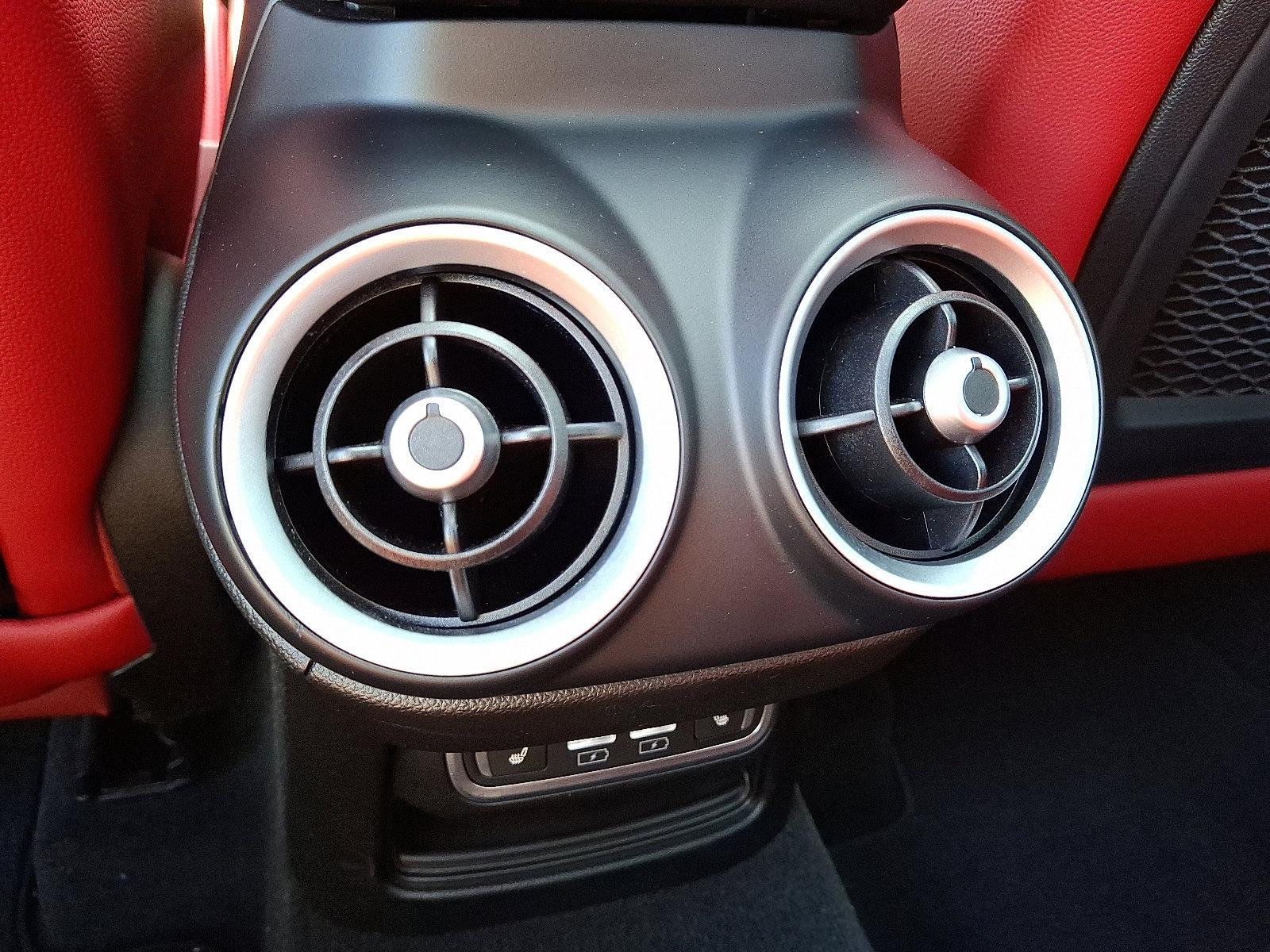 2022 Alfa Romeo Stelvio Vehicle Photo in Willow Grove, PA 19090