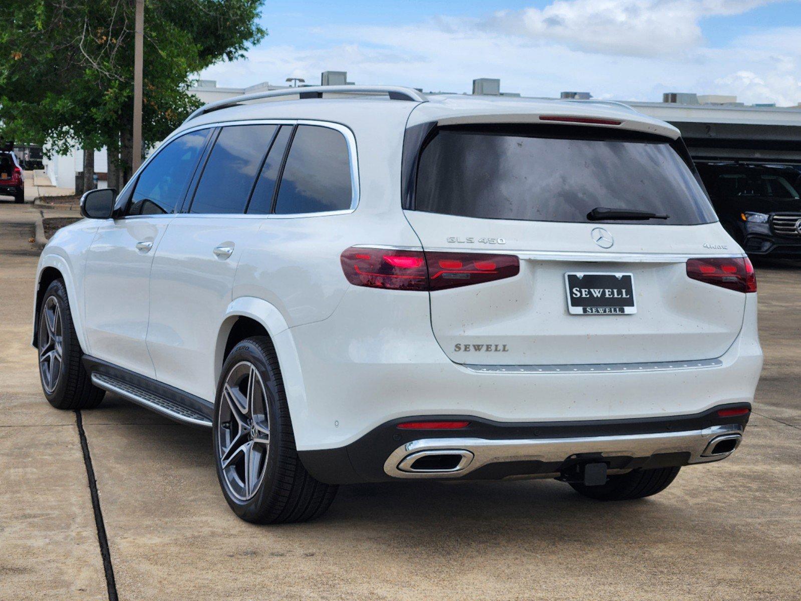 2024 Mercedes-Benz GLS Vehicle Photo in HOUSTON, TX 77079