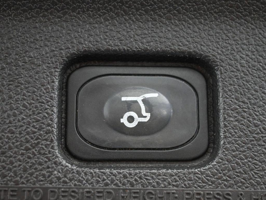 2015 Ford Explorer Vehicle Photo in Cedar Rapids, IA 52402