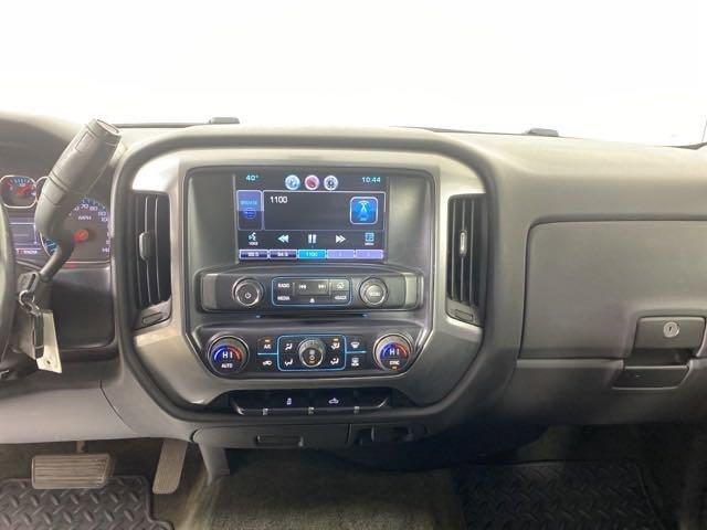 2015 Chevrolet Silverado 1500 Vehicle Photo in MEDINA, OH 44256-9001