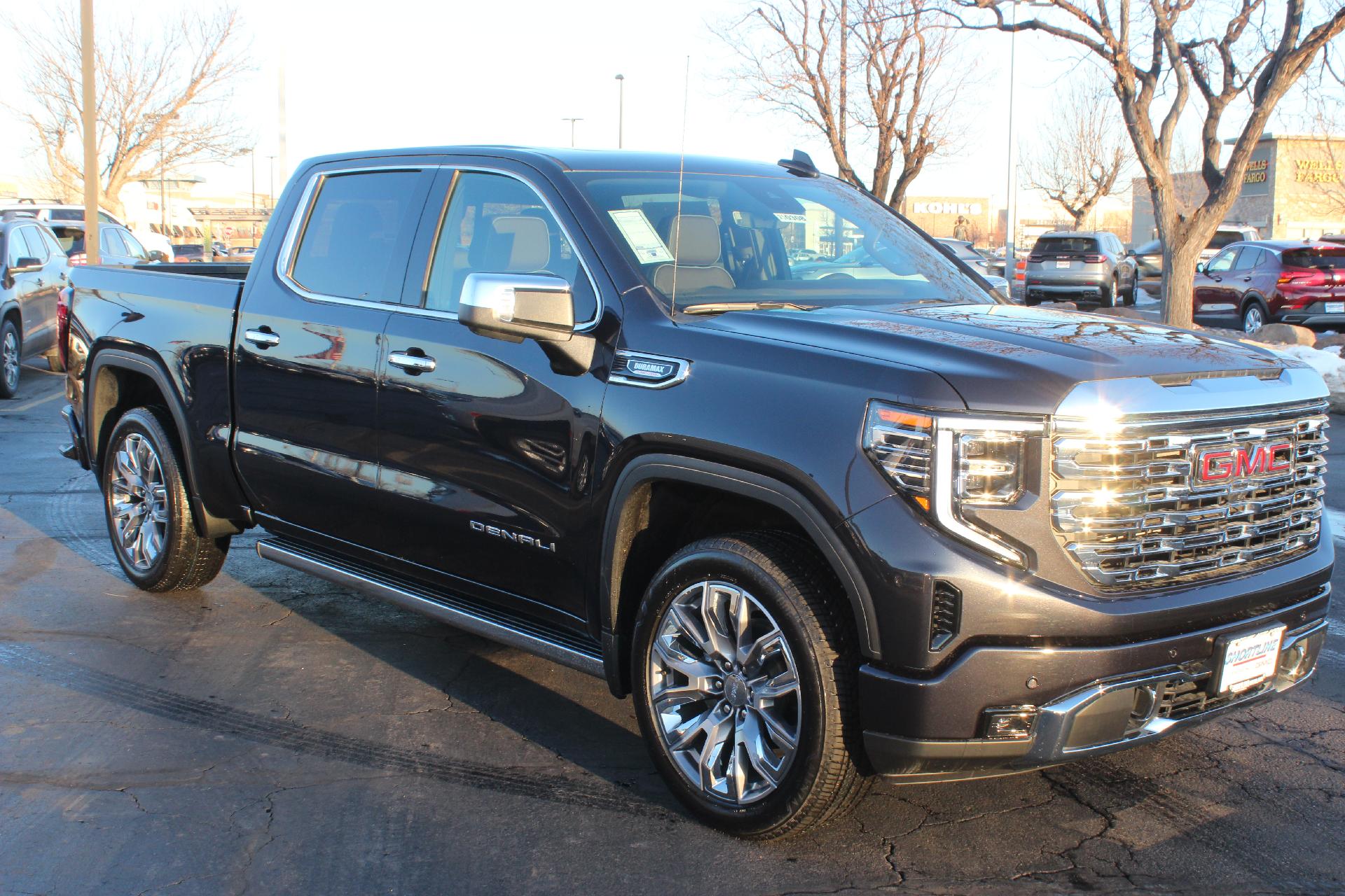 2025 GMC Sierra 1500 Vehicle Photo in AURORA, CO 80012-4011