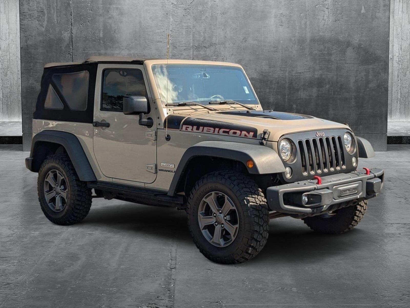 2017 Jeep Wrangler Vehicle Photo in St. Petersburg, FL 33713