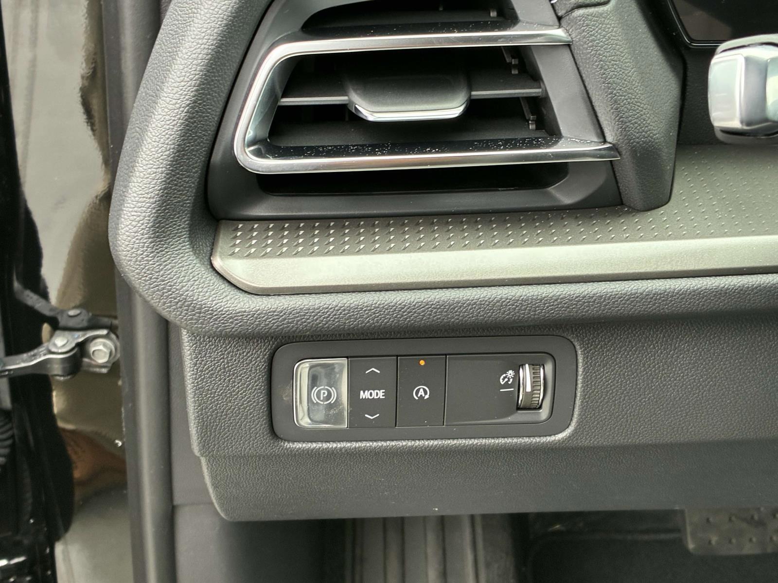 2025 Chevrolet Traverse Vehicle Photo in LOS ANGELES, CA 90007-3794