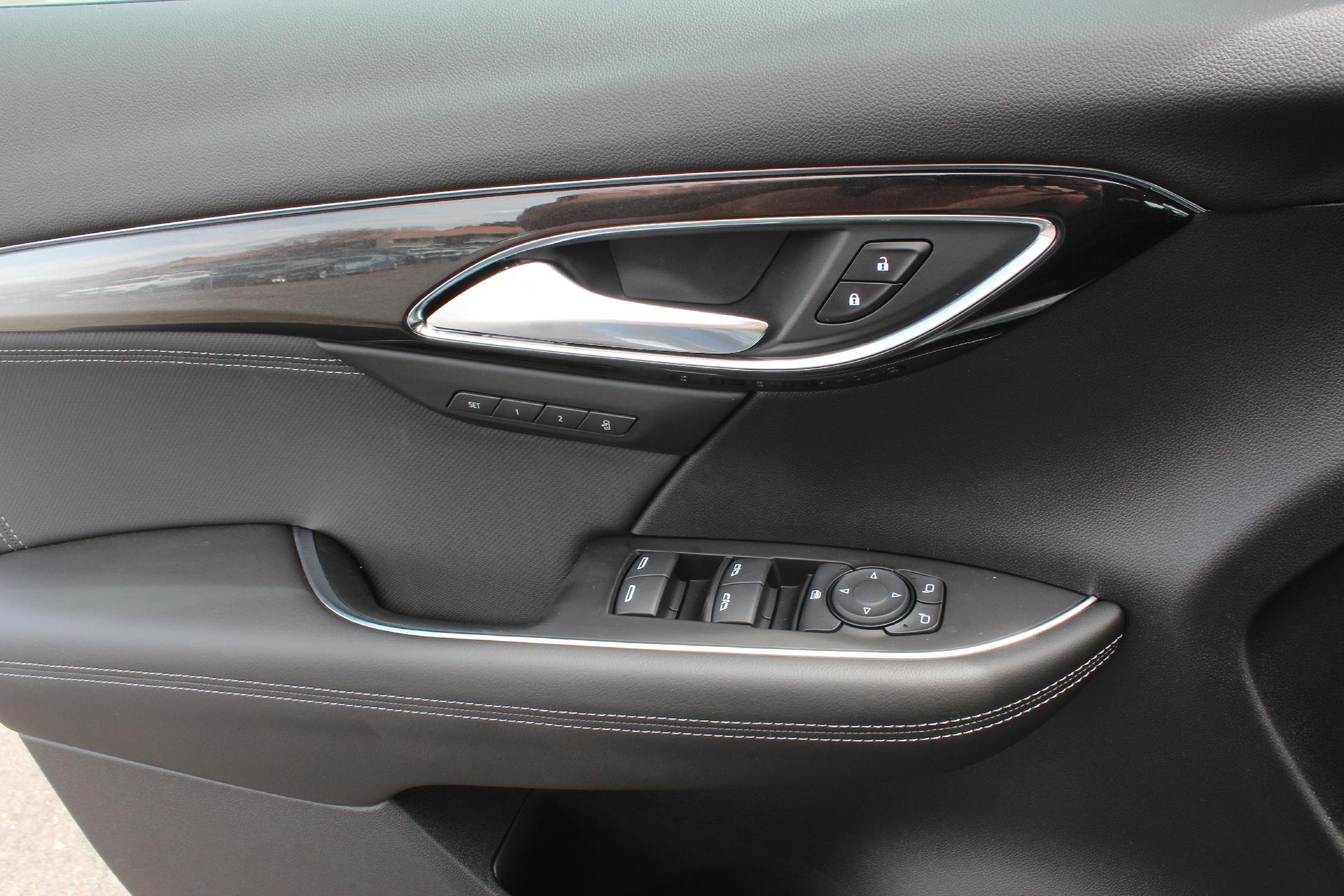 2025 Buick Envision Vehicle Photo in AURORA, CO 80012-4011