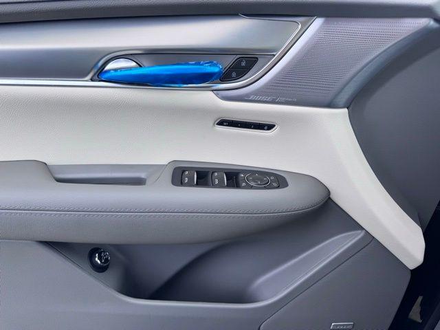 2025 Cadillac XT5 Vehicle Photo in DELRAY BEACH, FL 33483-3294