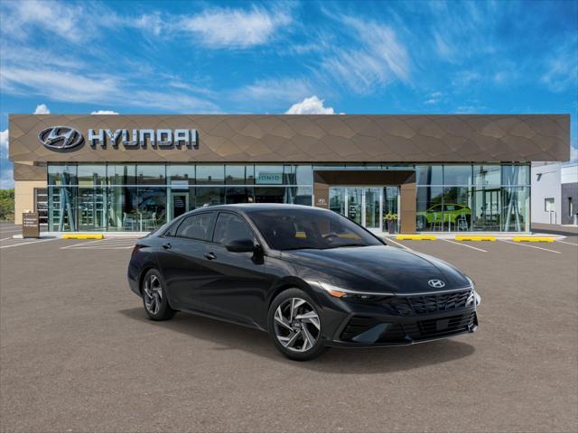 2025 Hyundai ELANTRA Vehicle Photo in Peoria, IL 61615