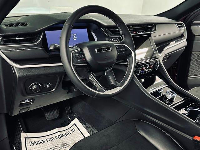 2023 Jeep Grand Cherokee Vehicle Photo in MEDINA, OH 44256-9631
