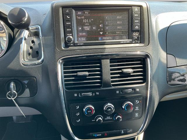 2017 Dodge Grand Caravan Vehicle Photo in Kaukauna, WI 54130