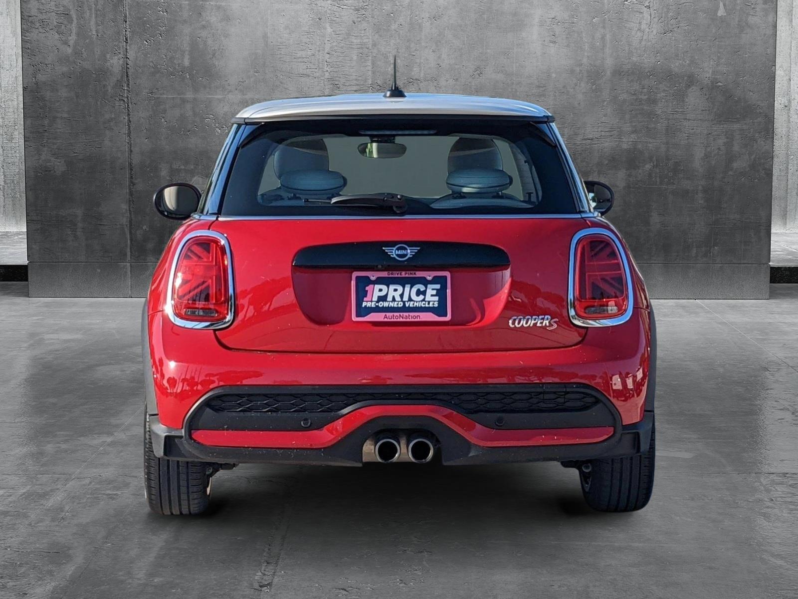 2022 MINI Cooper S Hardtop 2 Door Vehicle Photo in Davie, FL 33331