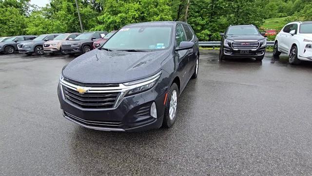 2022 Chevrolet Equinox Vehicle Photo in Pleasant Hills, PA 15236