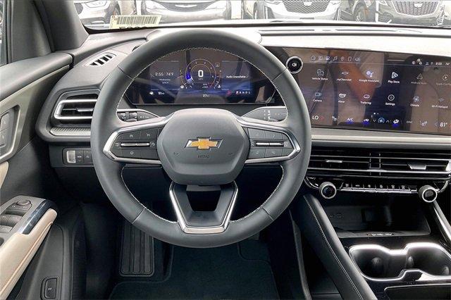 2025 Chevrolet Traverse Vehicle Photo in INDEPENDENCE, MO 64055-1314