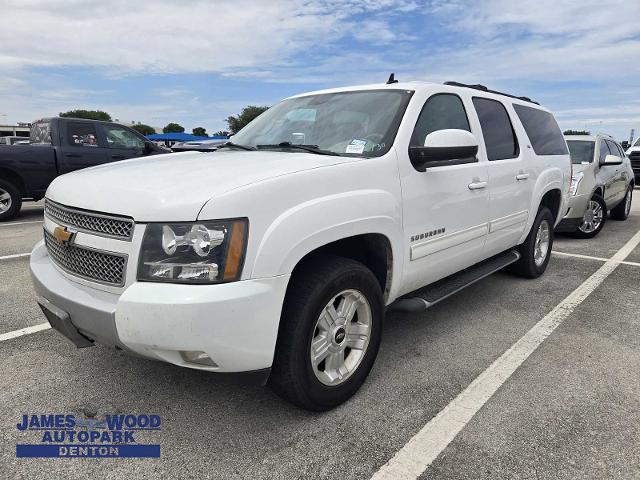 2014 Chevrolet Suburban Vehicle Photo in DENTON, TX 76210-9321