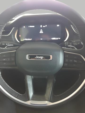 2025 Jeep Grand Cherokee L Vehicle Photo in Oshkosh, WI 54901