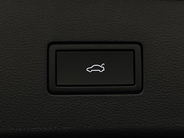 2025 Volkswagen Atlas Vehicle Photo in Appleton, WI 54913
