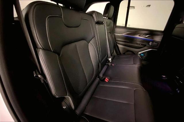 2022 Jeep Grand Cherokee Vehicle Photo in Kansas City, MO 64114