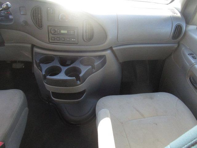 2008 Ford Econoline Cargo Van Vehicle Photo in Cedar Rapids, IA 52402