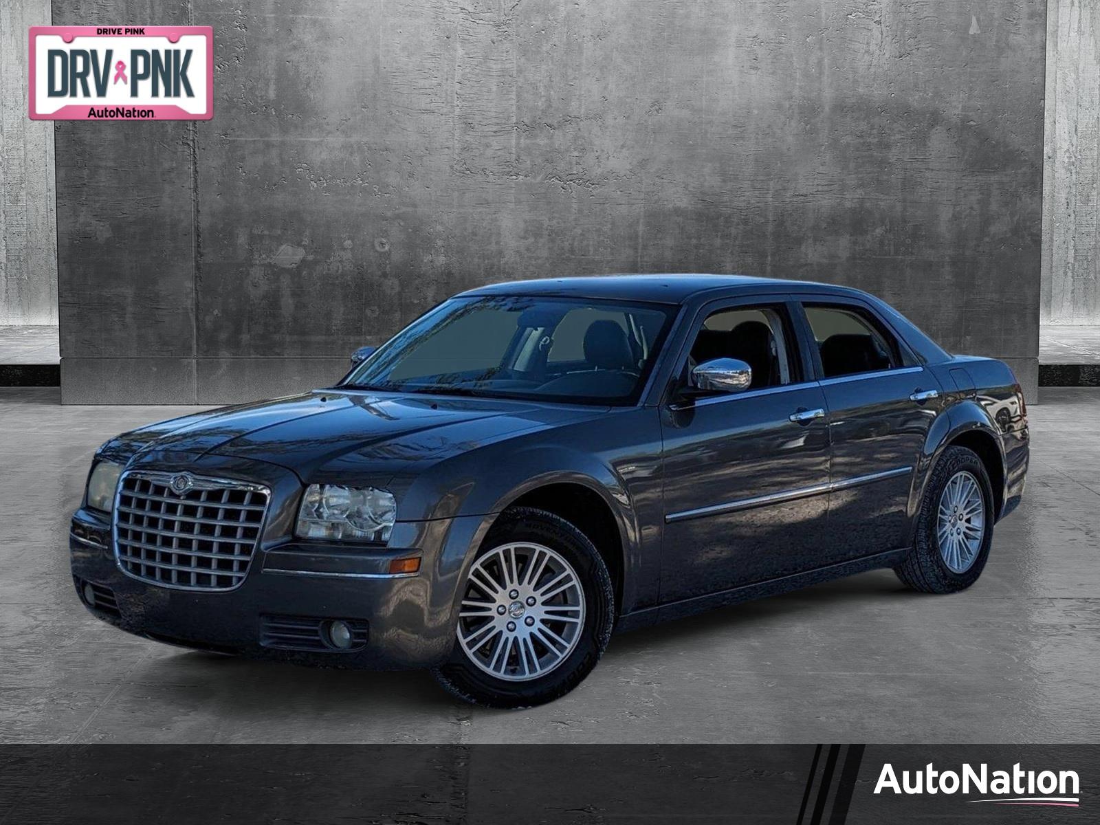 2010 Chrysler 300-Series Vehicle Photo in Tampa, FL 33614