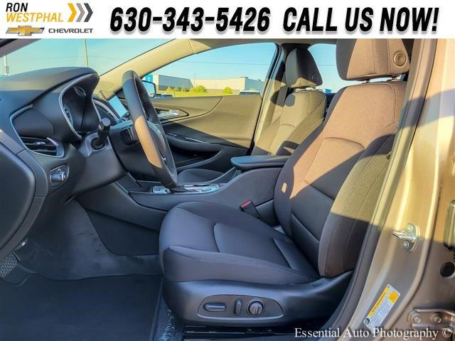 2025 Chevrolet Malibu Vehicle Photo in AURORA, IL 60503-9326