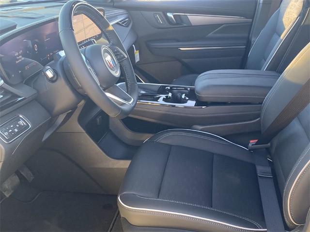 2025 Buick Enclave Vehicle Photo in GOODYEAR, AZ 85338-1310